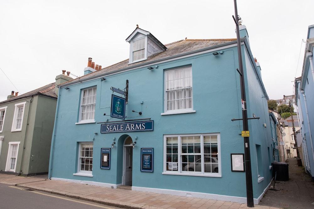 The Seale Arms - Featured Image