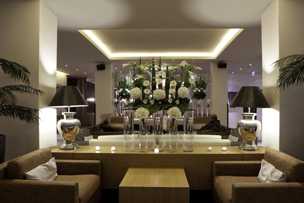 Villa Blanca Urban Hotel - Lobby Lounge