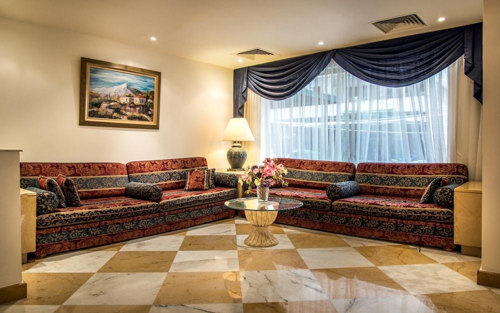 Bella Riva Hotel - Lobby Lounge