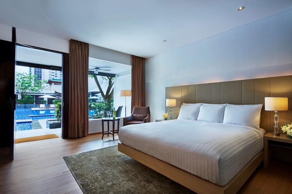 Singapore Marriott Tang Plaza Hotel - Room