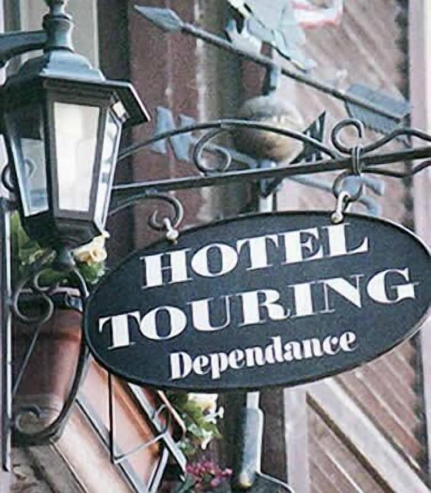 Hotel Touring - Exterior detail