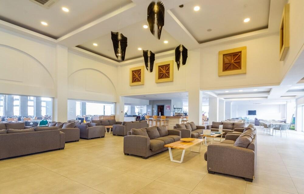 Atlantica Panthea Resort - Lobby Lounge