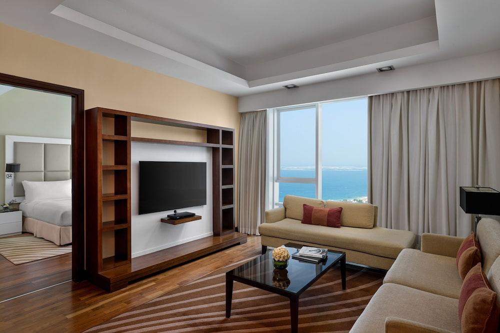 La Suite Dubai Hotel & Apartments - Featured Image