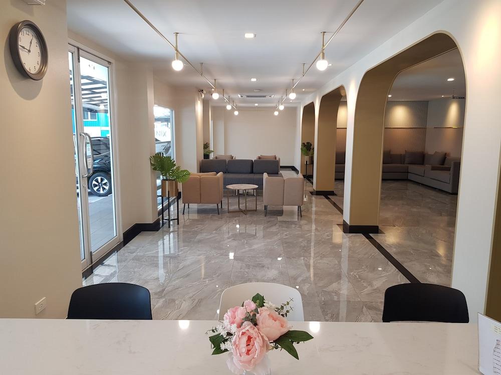 The Phoenix Hotel Bangkok - Lobby