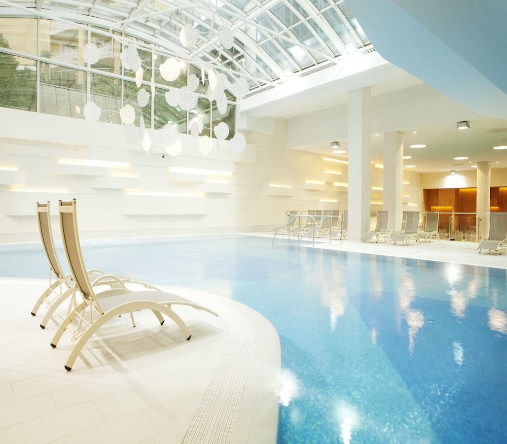 Hotel Riviera - LifeClass Hotels & Spa - Indoor Pool