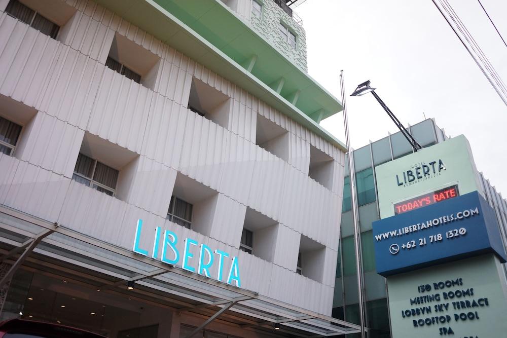 Liberta Hotel Kemang - Featured Image