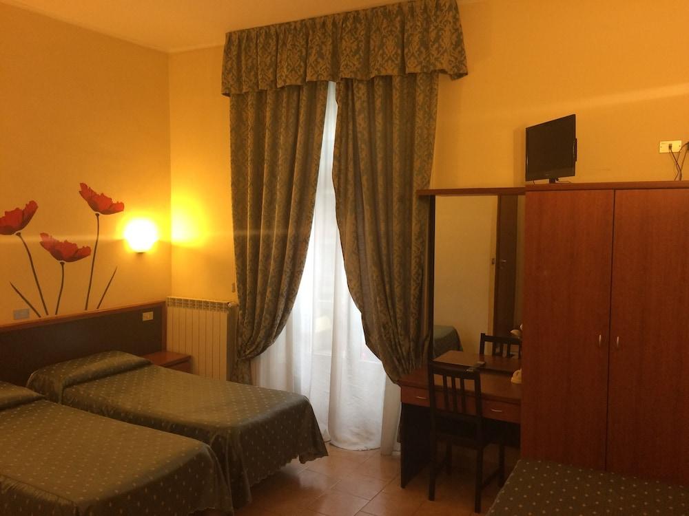 Hotel Atena - Room