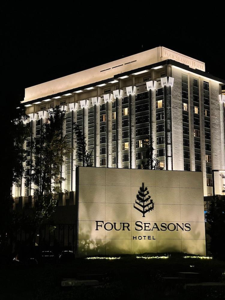 Four Seasons Hotel Amman - Exterior