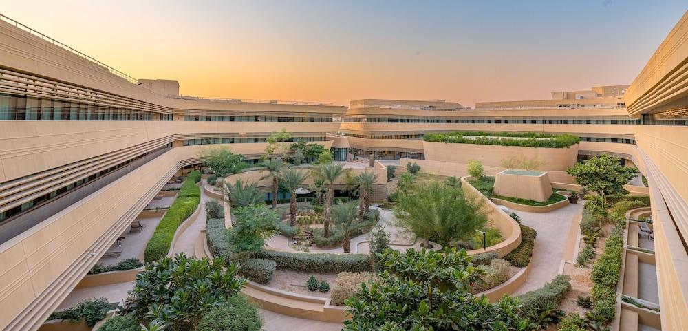 Riyadh Diplomatic Quarter - Marriott Executive Apartments - Exterior