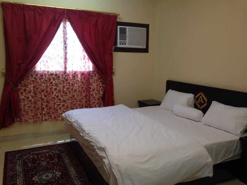 Al Eairy Furnished Apartments Tabuk 3 - Room