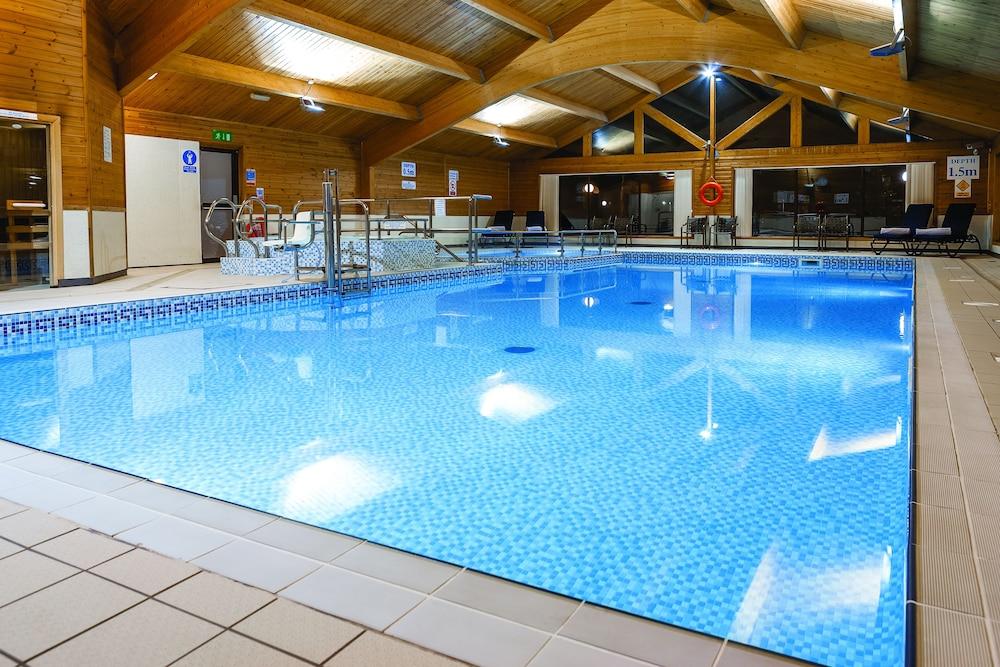 Pine Lake Resort - Indoor Pool