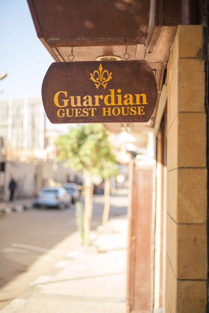Guardian Guest House - Exterior detail