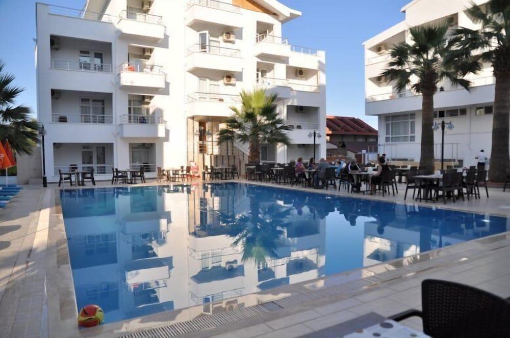 Lambada Hotel Altinoluk - Outdoor Pool