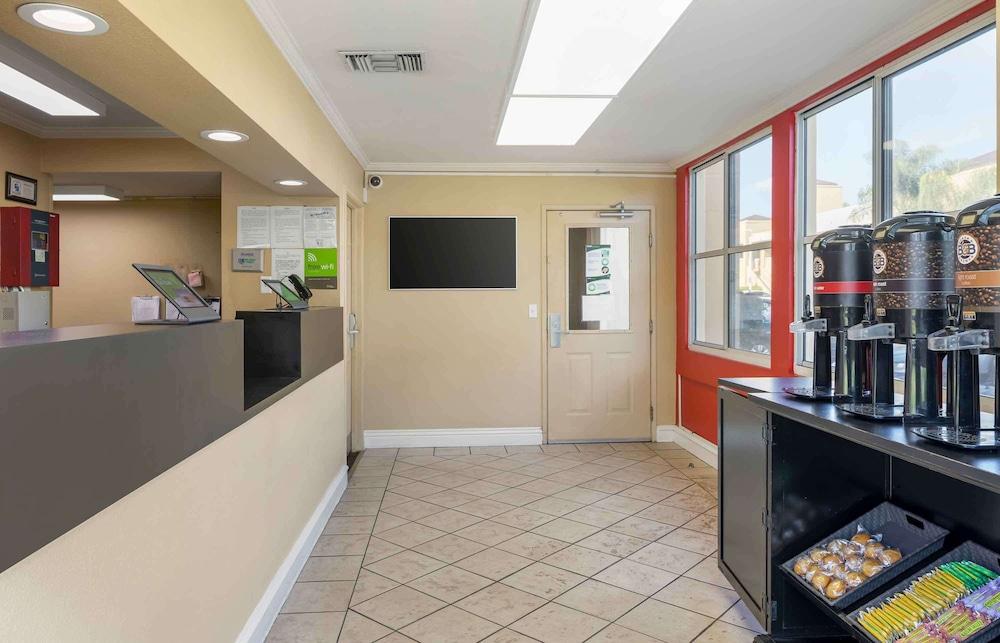 Extended Stay America Suites Orange County Irvine Spectrum - Lobby