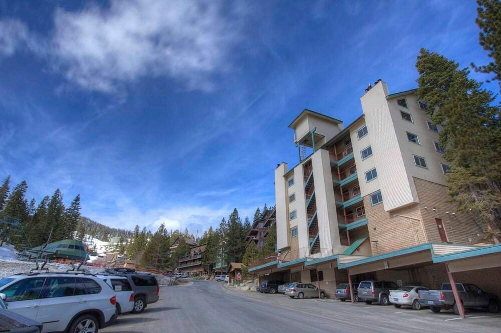 Heavenly Chairview Condo by Lake Tahoe Accommodations - Exterior