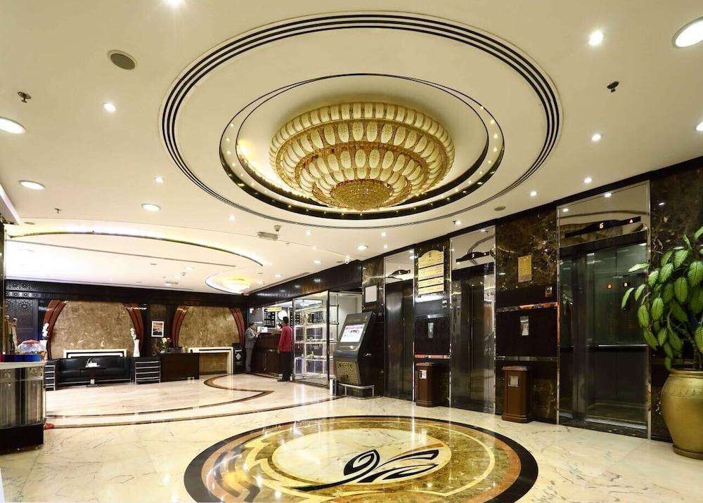 Al Hayat Hotel Suites - Lobby Sitting Area