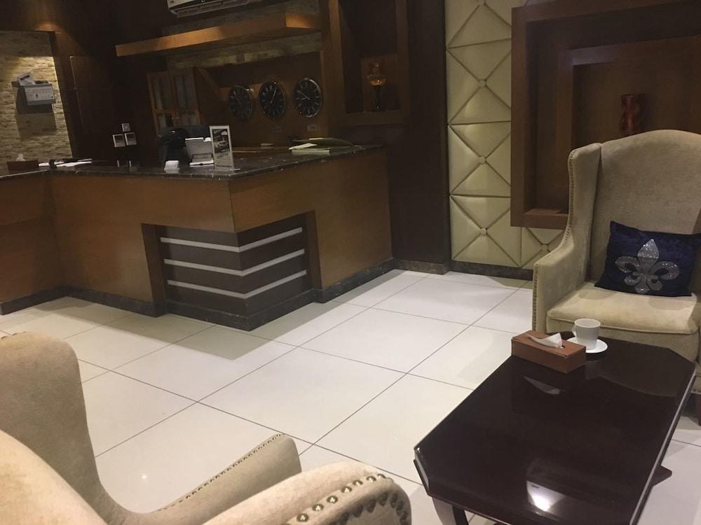 Taleen AlSulaimanyah hotel apartments - Lobby Sitting Area