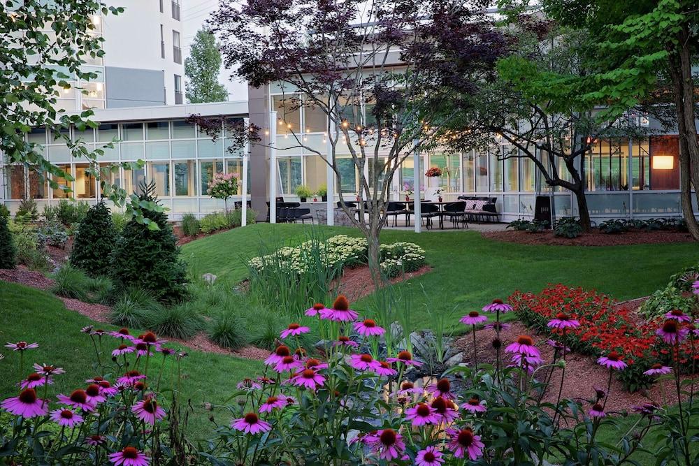 Embassy Suites by Hilton Boston Marlborough - Exterior
