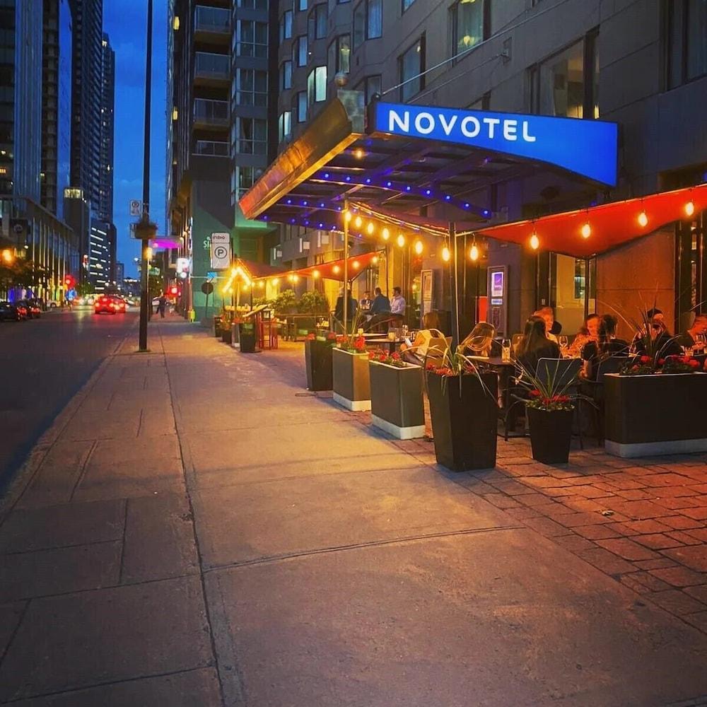 Novotel Montreal Centre - Exterior