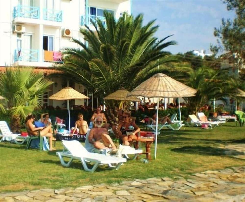 Hotel Polat Riva - Property Grounds