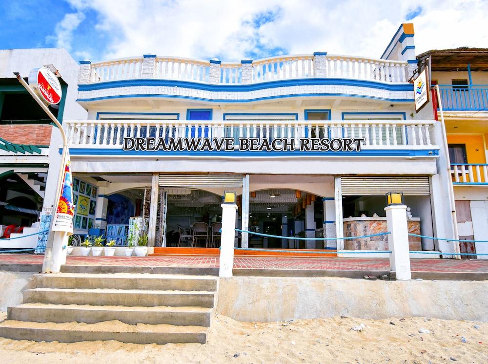 Dreamwave Hotel Puerto Galera - Featured Image