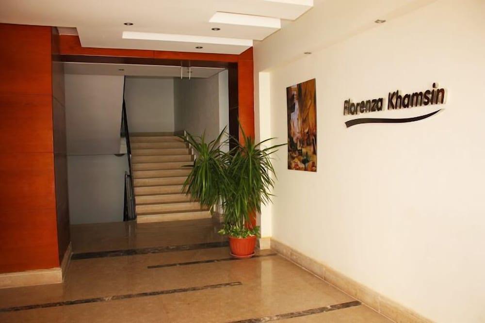 Florenza Khamsin Studio - Interior Entrance