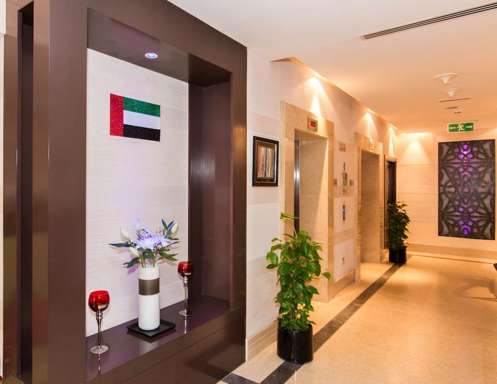 Suha JBR Hotel Apartments - Interior Entrance