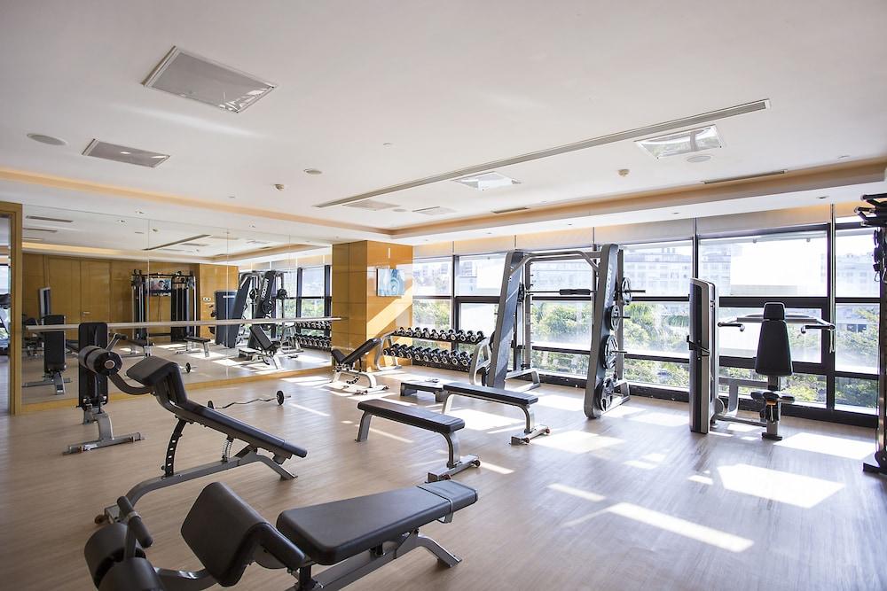 Hilton Guangzhou Baiyun - Fitness Facility