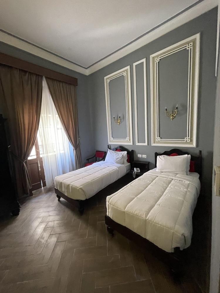 فندق كوزموبوليتان - Room