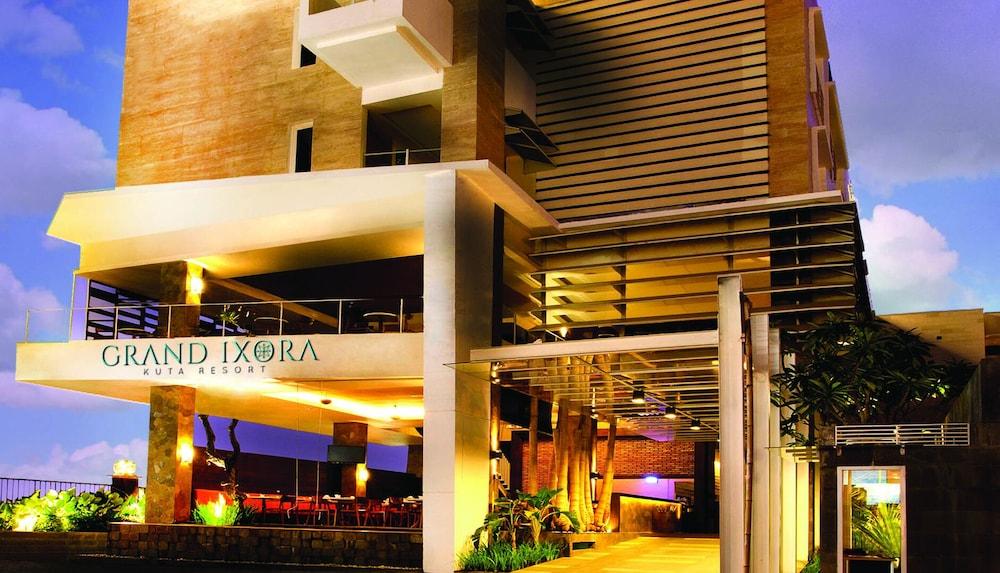 Grand Ixora Kuta Resort - Featured Image