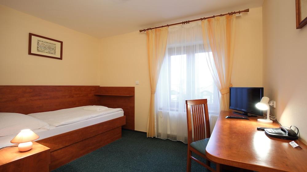 Hotel Palace - Room
