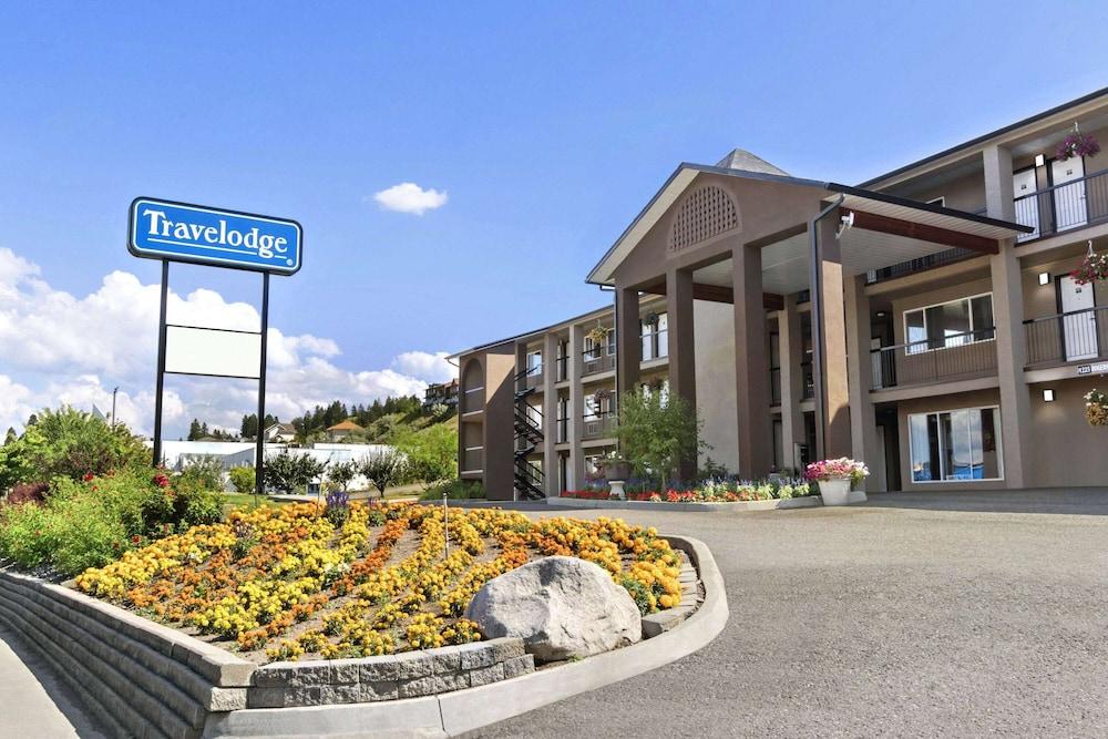 Travelodge by Wyndham Kamloops Mountview - Featured Image