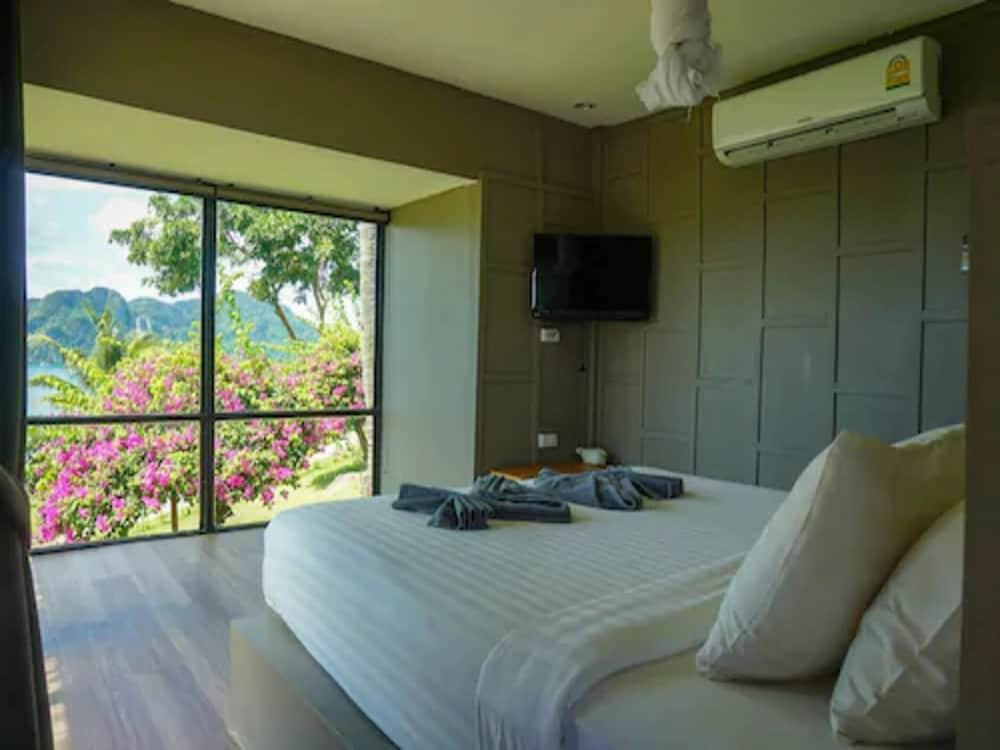 HIP Seaview Resort at Phi Phi - Room