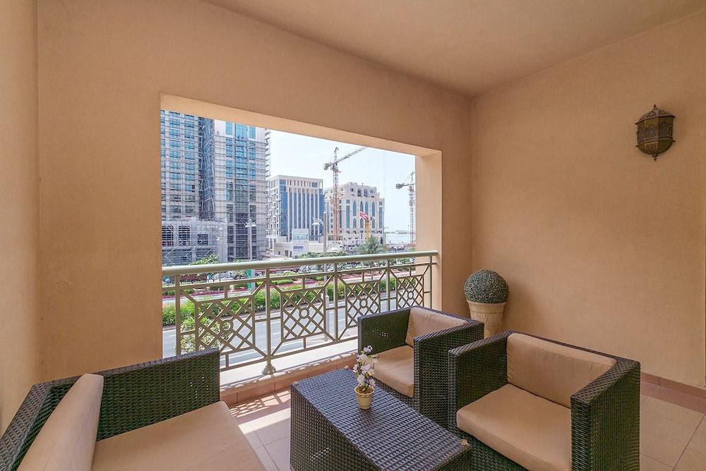 Kennedy Towers - Golden Mile - Balcony