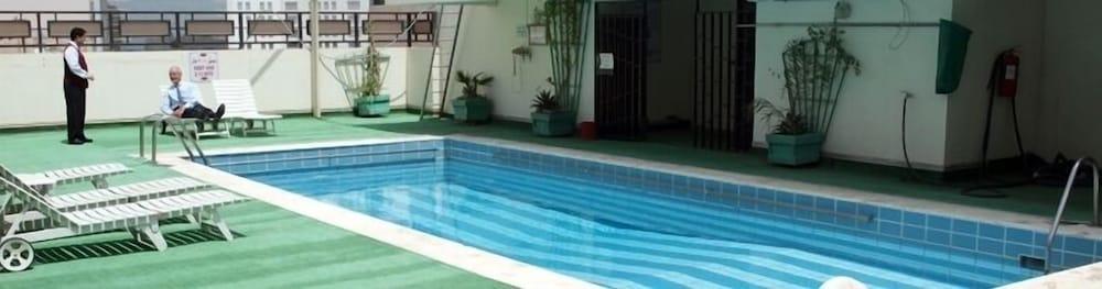 فندق النمران - Outdoor Pool