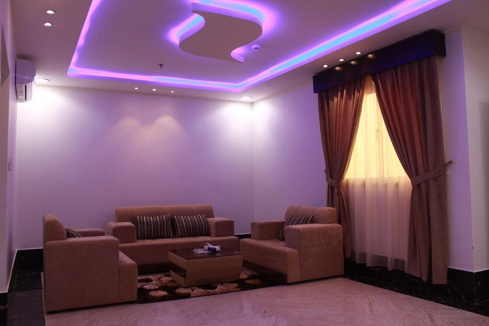 Noor Amal Apartments Serviced - Room