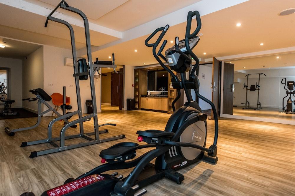 XO Hotels Couture - Fitness Facility