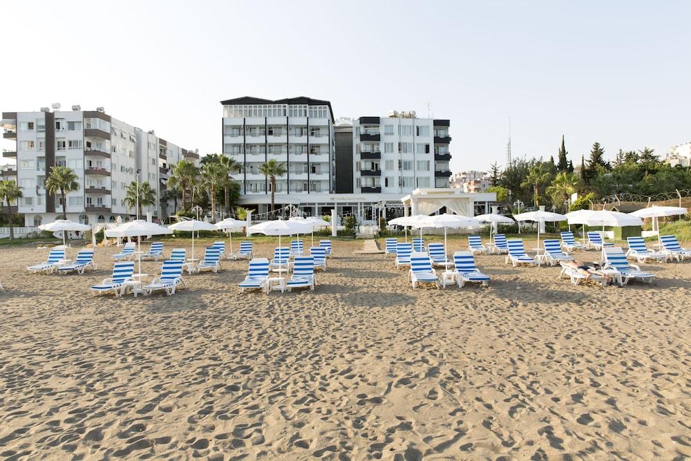 Sahil Martı Hotel - Beach