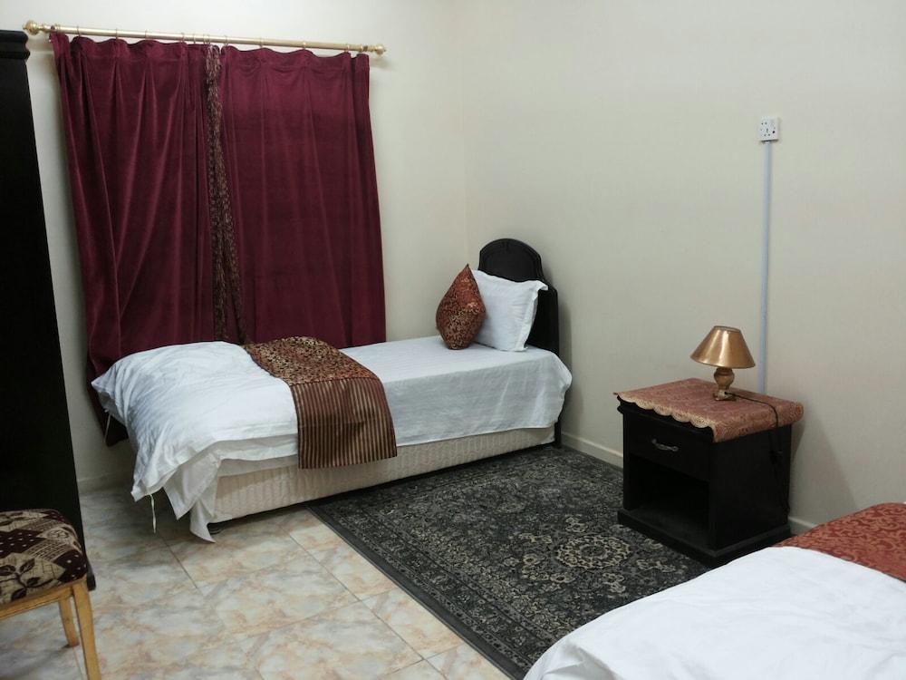 Al Eairy Furnished Apartments Al Ahsa 1 - Room