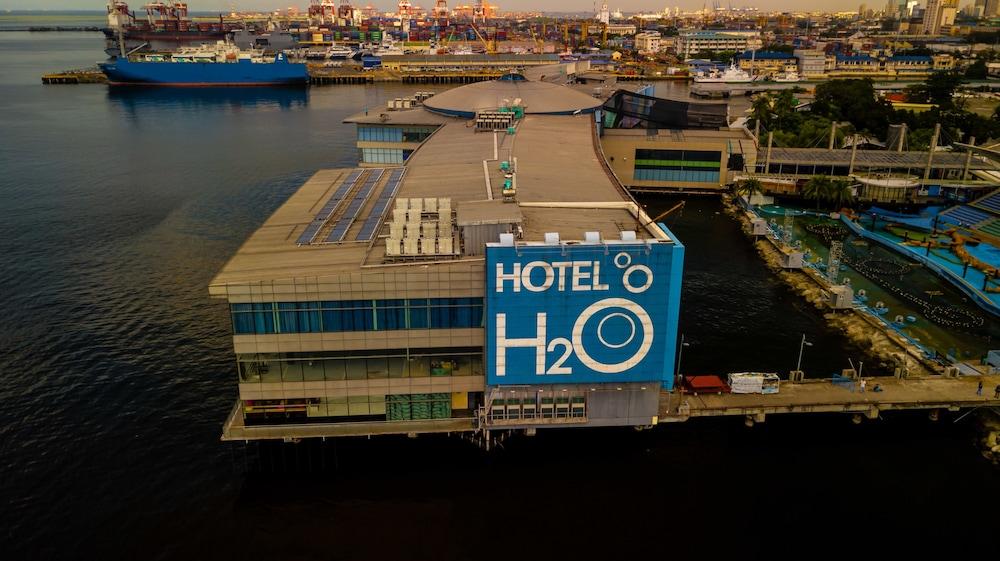 Hotel H2O - Aerial View