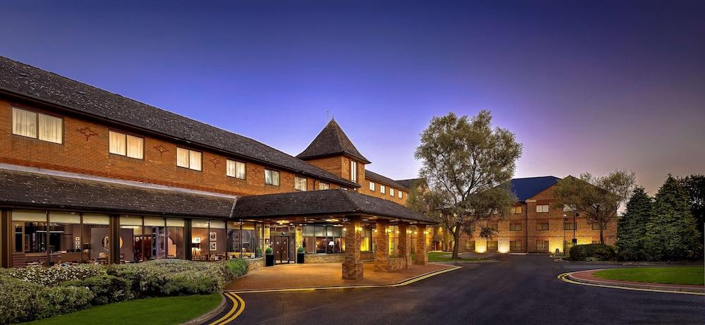 DoubleTree by Hilton Hotel Sheffield Park - Featured Image