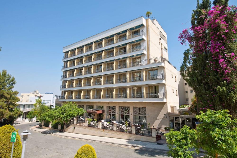 Semeli Hotel - Featured Image