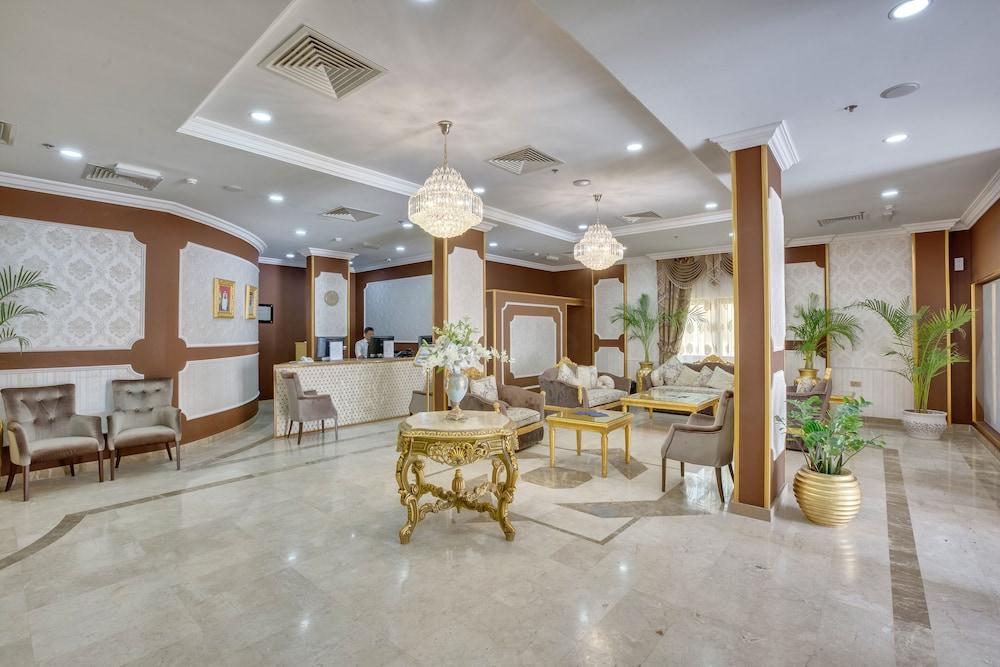Royal Hotel Sharjah - Lobby Lounge