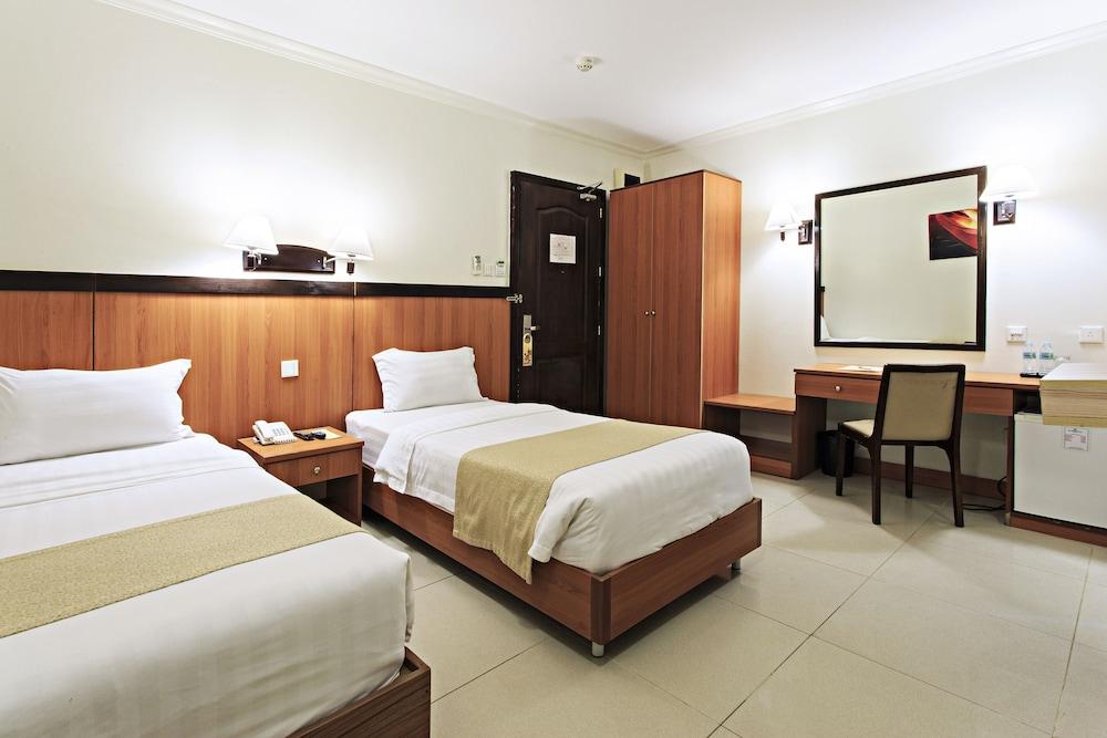 The Orchard Cebu Hotel & Suites - Room
