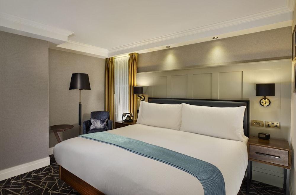 100 Queen's Gate Hotel London, Curio Collection by Hilton - Room