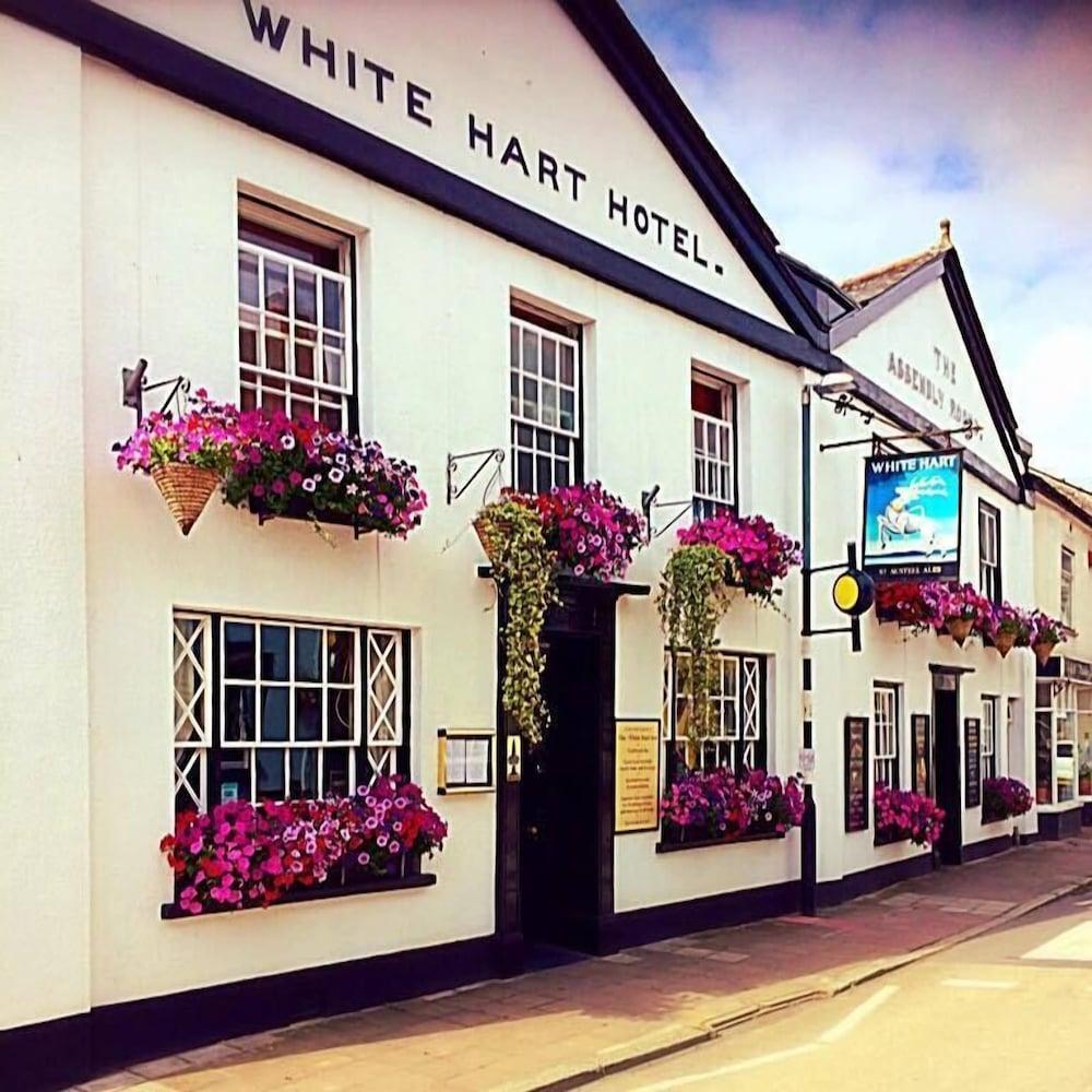 The White Hart Hotel - Featured Image