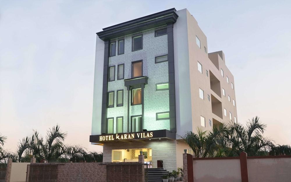 Hotel Karan Vilas - Featured Image