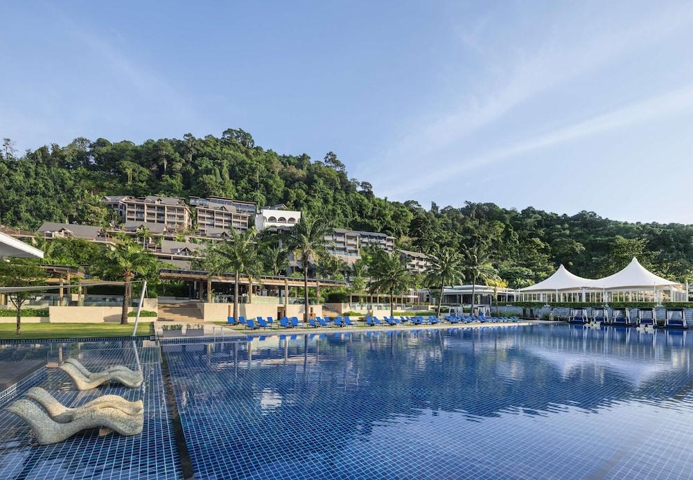Hyatt Regency Phuket Resort - Infinity Pool