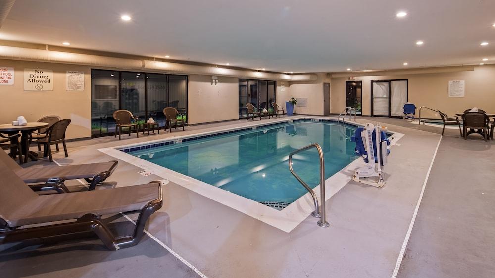 Chicago Southland Hotel - Indoor Pool