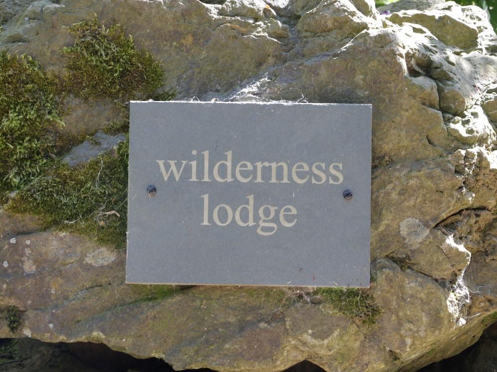 Wilderness Lodge - Interior